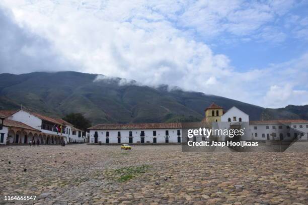 villa de leyva, main square - villa de leyva ストックフォトと画像