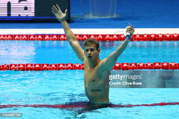 Zane Waddell of South Africa celebrates winning the gold medal after competing in the Men's 50m Backstroke final on day eight of the Gwangju 2019...