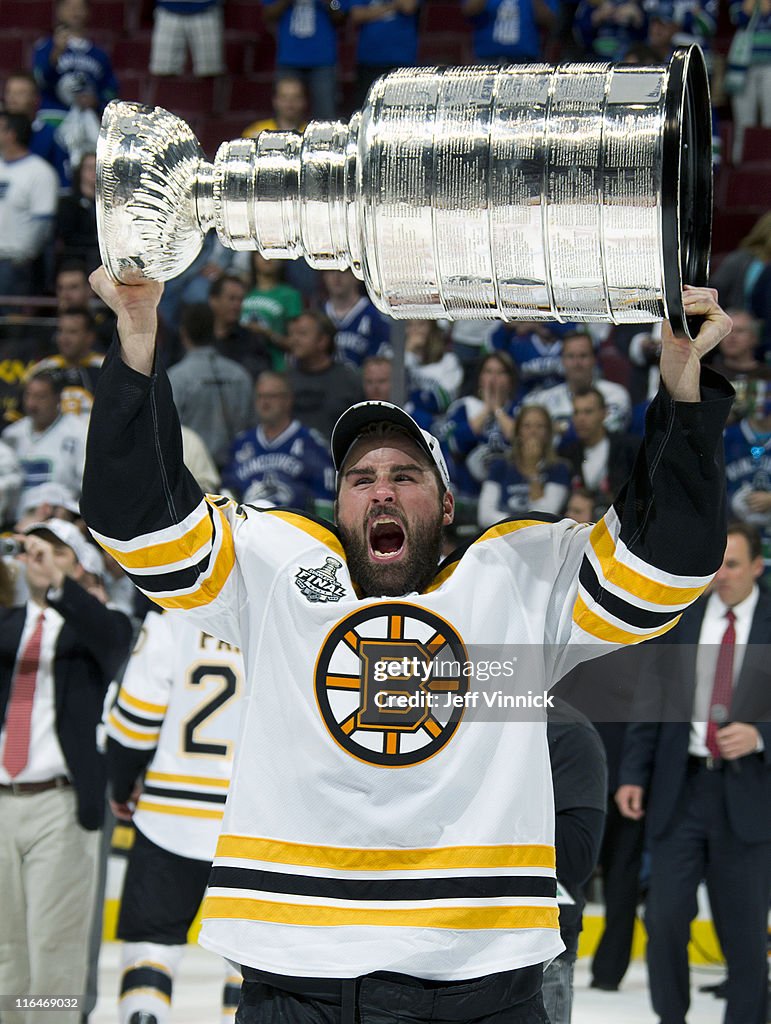 Boston Bruins v Vancouver Canucks - Game Seven