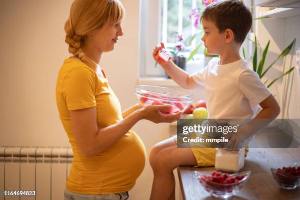 Mommy Belly Raspberry 49 Raspberry Tummy Stock Photos, High-Res Pictures, and Images - Getty ...