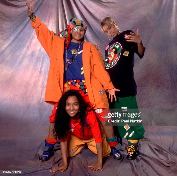 The members of American Hip Hop and R&B group TLC pose backstage during an appearance on an episode of the Oprah Winfrey Show, Chicago, Illinois,...