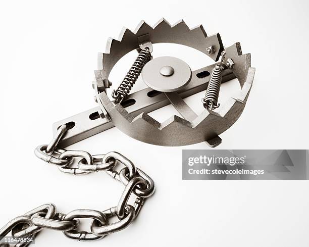 metal trap - bear trap stock pictures, royalty-free photos & images