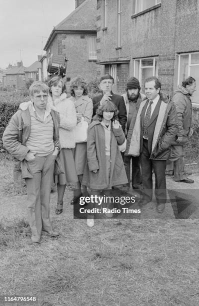 Director Mike Leigh with actors Timothy Spall, Kay Stonham, Su Elliot, Lorraine Brunning, Eric Richard and Tim Barker filming exterior scenes for the...