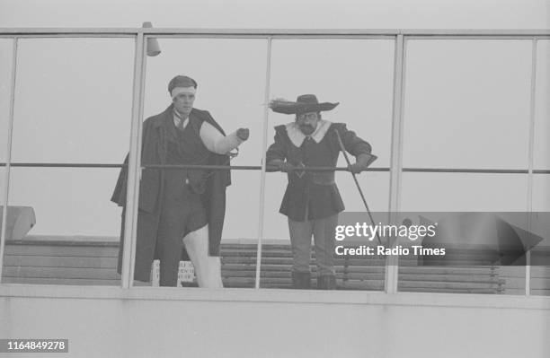 Willie Raston Roger Willie Photos and Premium High Res Pictures - Getty Images