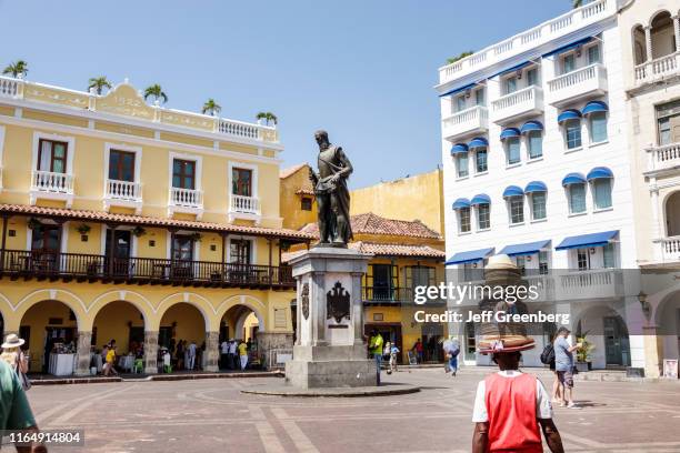 Colombia, Cartagena, Plaza de los Coches, statue of city founder, Don Pedro de Heredia.