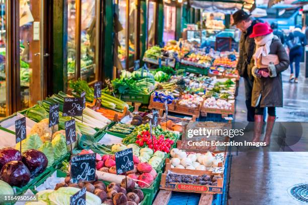 Vienna Naschmarkt Linke Wienzeile open air fruit & veg market Austria.