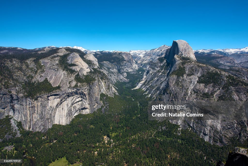Yosemite Valley view from Glacier Point, Yosemite National Park