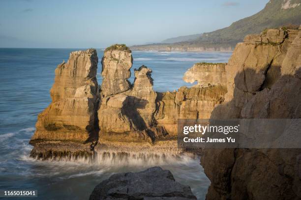 pancake rock - greymouth stock-fotos und bilder