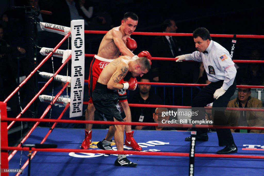 Bills Boxing Bill Tompkins/Getty Images Omar Chavez defeats James Ventry by... News ...
