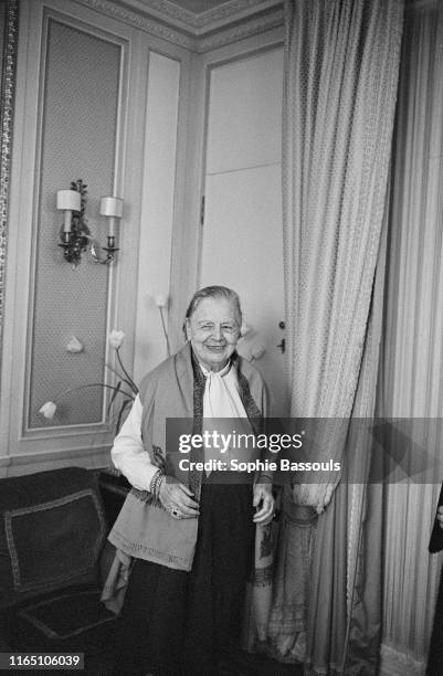 écrivaine française Marguerite Yourcenar au Ritz à Paris