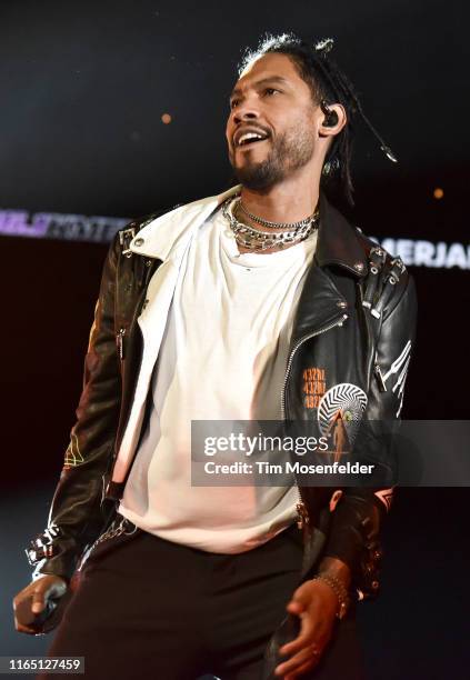 Miguel performs during 106.1 KMEL's Summer Jam at ORACLE Arena on July 28, 2019 in Oakland, California.