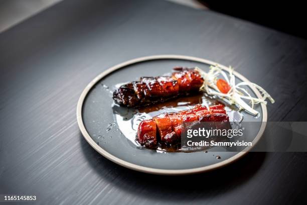 char siu on the plate - char siu pork stock pictures, royalty-free photos & images