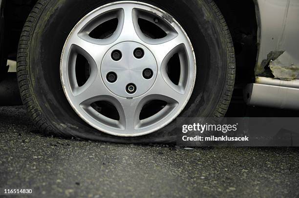 flat tire - transportation hub stock pictures, royalty-free photos & images