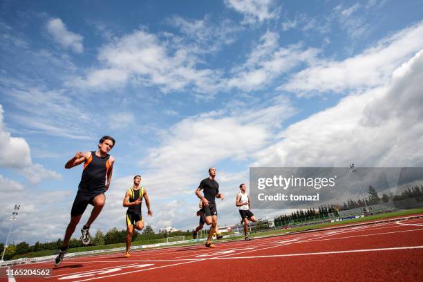 Sprinter Finishers Sprinter Finish Line Photos and Premium High Res Pictures - Getty Images