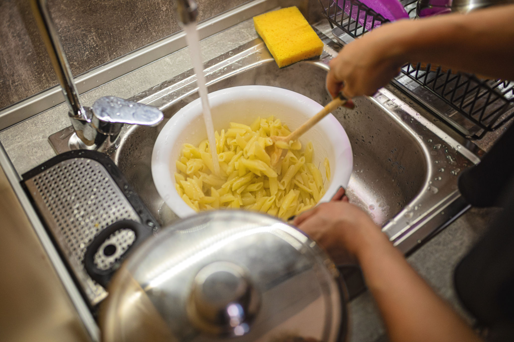 saving pasta water