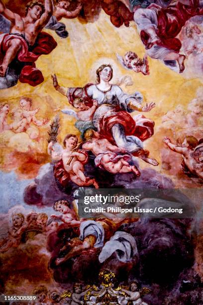 san rocco church, acireale, sicily (italy). chapel ceiling fresco. mary's assumption. - fresco stock-fotos und bilder