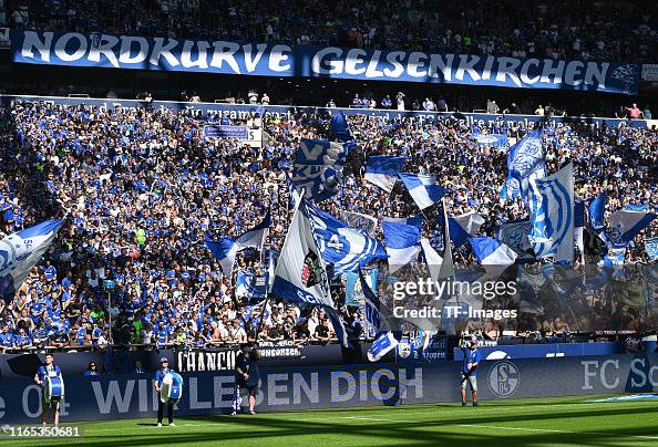 FC Schalke 04 v Hertha BSC - Bundesliga FC Schalke 04 v Hertha BSC - Bundesliga
