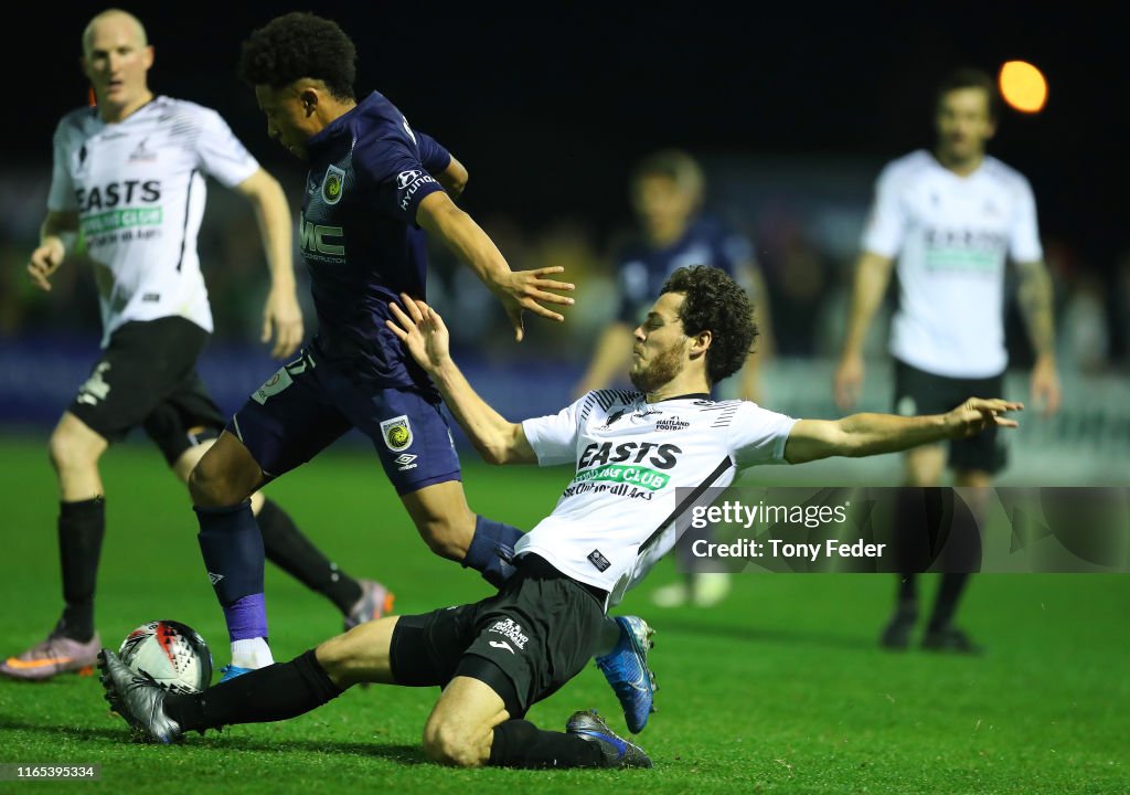 FFA Cup Rd of 32 - Maitland FC v Central Coast Mariners