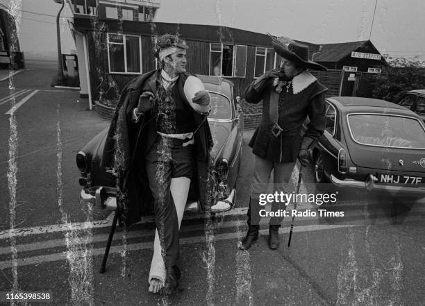 Willie Raston Willie Rushton Photos and Premium High Res Pictures - Getty Images
