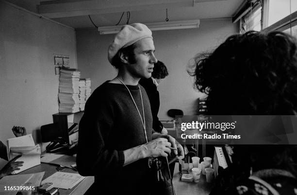 Neil Innes Python 271 Neil Innes Photos & High Res Pictures - Getty Images