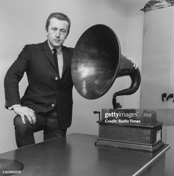 Broadcaster David Frost, circa 1970.