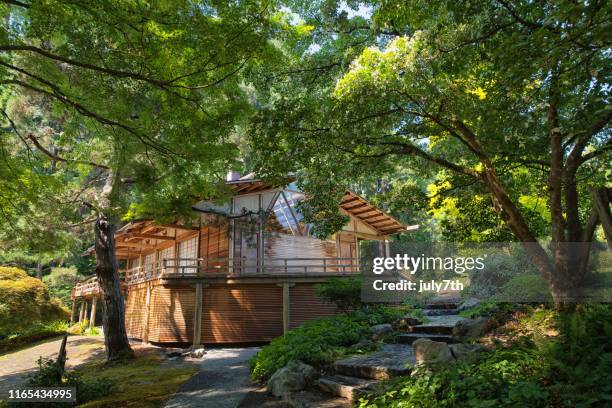 the guest lounge at the bloedel reserve - bainbridge island wa stock pictures, royalty-free photos & images