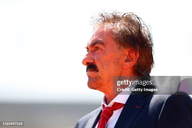 Ricardo La Volpe Head Coach of Pumas looks during the 8th round match between Pumas UNAM and Toluca as part of the Torneo Apertura 2019 Liga MX at...