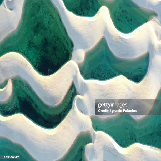 aerial view, lençóis maranhenses national park - lencois maranhenses national park stock-fotos und bilder