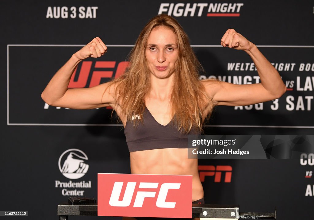 UFC Fight Night Covington v Lawler: Weigh-Ins
