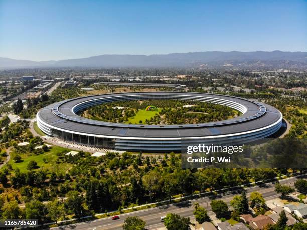 apple park - headquarters building stock pictures, royalty-free photos & images