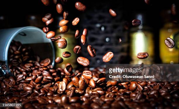 coffee beans - coffee drip ストックフォトと画像