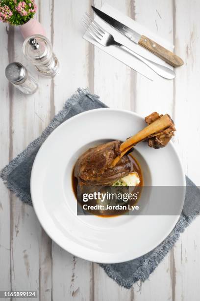 lamb shank - lamb shank stock pictures, royalty-free photos & images