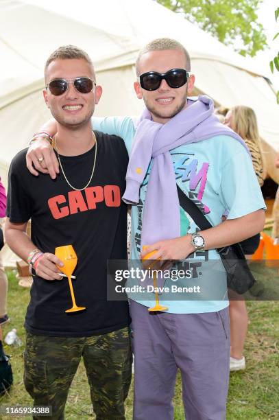 Jasper Rafferty 256 Veuve Clicquot Champagne Garden At Wilderness Festival Stock Photos ...