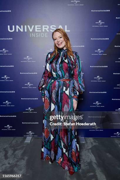 Freya Ridins 747 Freya Ridings Photos & High Res Pictures - Getty Images