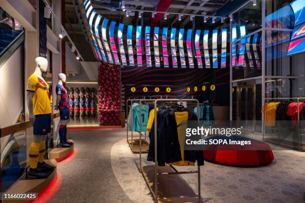 greenhouse Arise Strawberry 458 Store Of The Fc Barcelona Photos and Premium High Res Pictures - Getty  Images