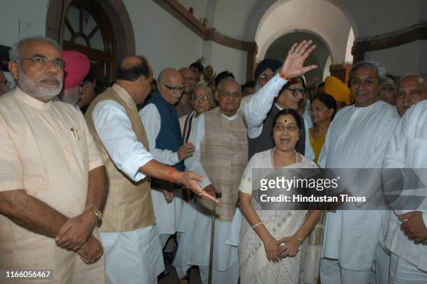 Independent Presidential candidate Bhairon Singh Shekhawat with former Indian Prime Minister Atal Bihari Vajpayee , BJP leaders L K Advani, Shushma...