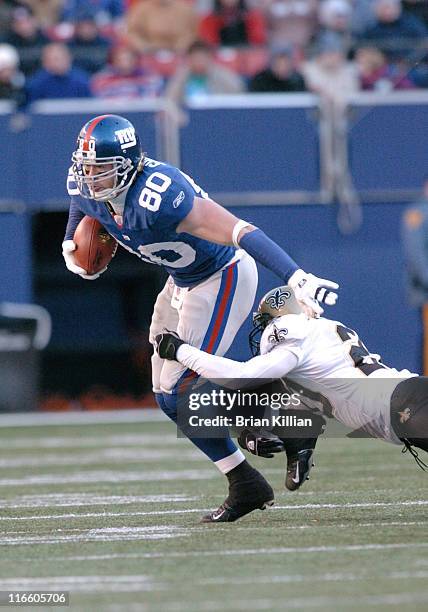 New York Giants tight end Jeremy Shockey with a catch against the New Orleans Saints at Giants Stadium in East Rutherford, NJ on December 24th, 2006.