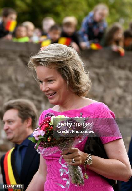 - Le Roi Philippe et la Reine Mathilde se déplacent en Province du Hainaut. Ils se rendent d'abord à Bienne-Lez-Happart pour y visiter le Centre...