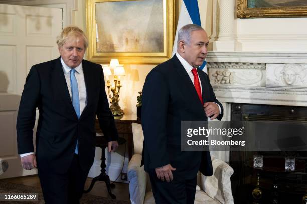 Boris Johnson, U.K. Prime minister, left, arrives with Benjamin Netanyahu, Israel's prime minister, for their bilateral meeting inside number 10...