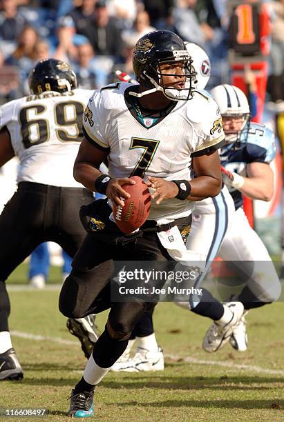 Jacksonville's Byron Leftwich rolls right versus Tennessee at Nashville, Tennessee, Nov. 20, 2005.