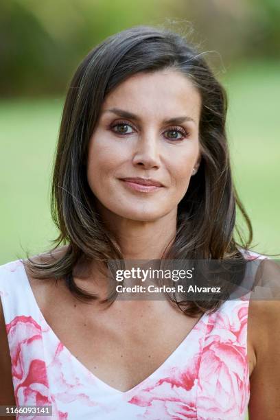 Queen Letizia of Spain poses for the photographers during the summer photocall at the Marivent Palace on August 04, 2019 in Palma de Mallorca, Spain.