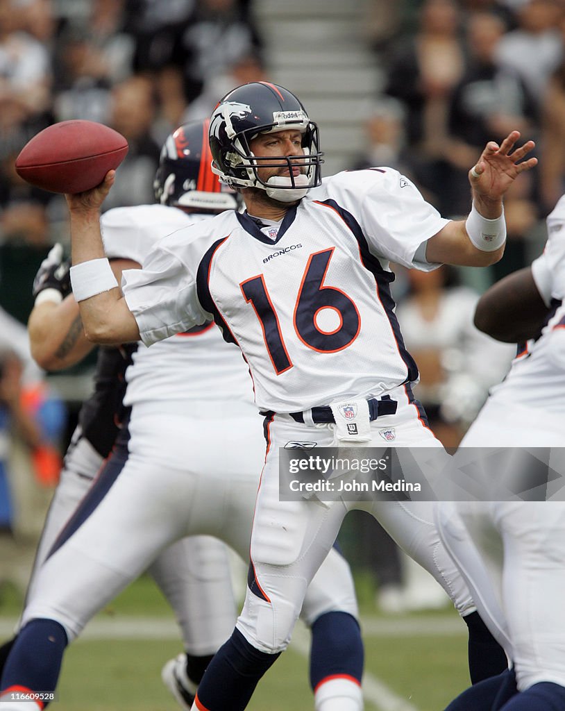 Denver Broncos vs Oakland Raiders - November 12, 2006