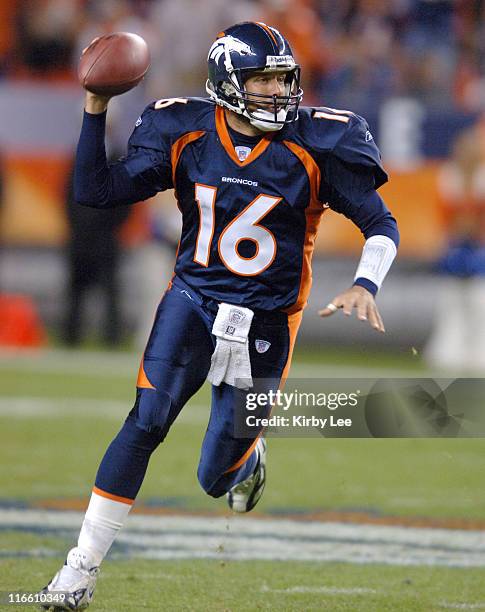 Denver Broncos quarterback Jake Plummer scrambles during 13-3 victory over the Oakland Raiders in NBC Sunday Night at Invesco Field in Denver,...