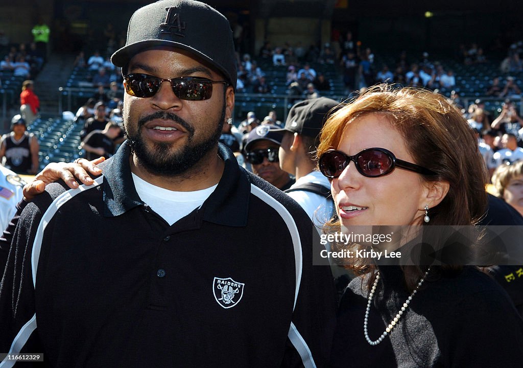 San Diego Chargers vs Oakland Raiders - October 16, 2005