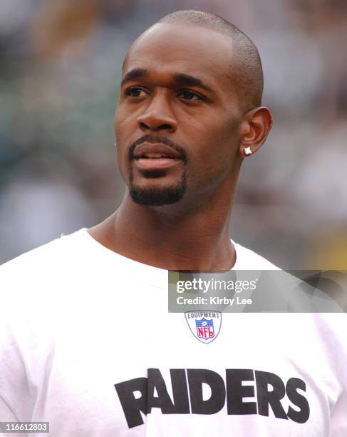 Inactive Oakland Raiders receiver Jerry Porter on the sidelines during game against the Cleveland Borwns at McAfee Coliseum in Oakland, Calif. On...