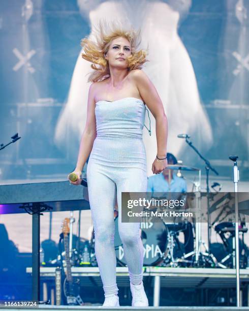 Emily Haines of Metric performs at the Osheaga Music and Art Festival at Parc Jean-Drapeau on August 04, 2019 in Montreal, Canada.