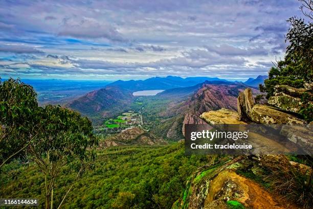 baroka lookout in the grampians - grampian hills stock pictures, royalty-free photos & images