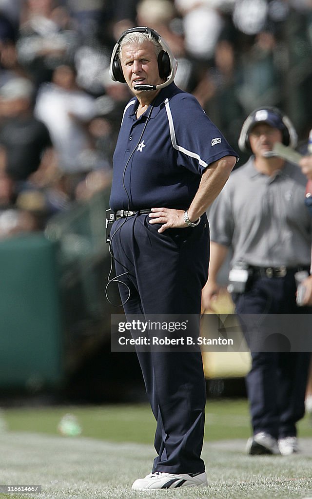 Dallas Cowboys vs Oakland Raiders - October 2, 2005