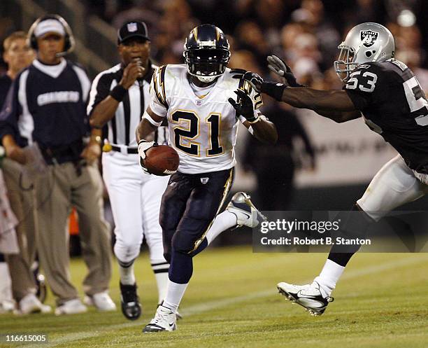 San Diego runningback LaDainian Tomlinson in action as the San Diego Chargers defeated the Oakland Raiders by a score of 27 to 0 at McAfee Coliseum,...