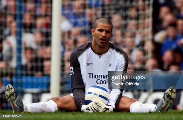 Football - Barclays Premiership - Chelsea v Manchester City - City goalkeeper David James.